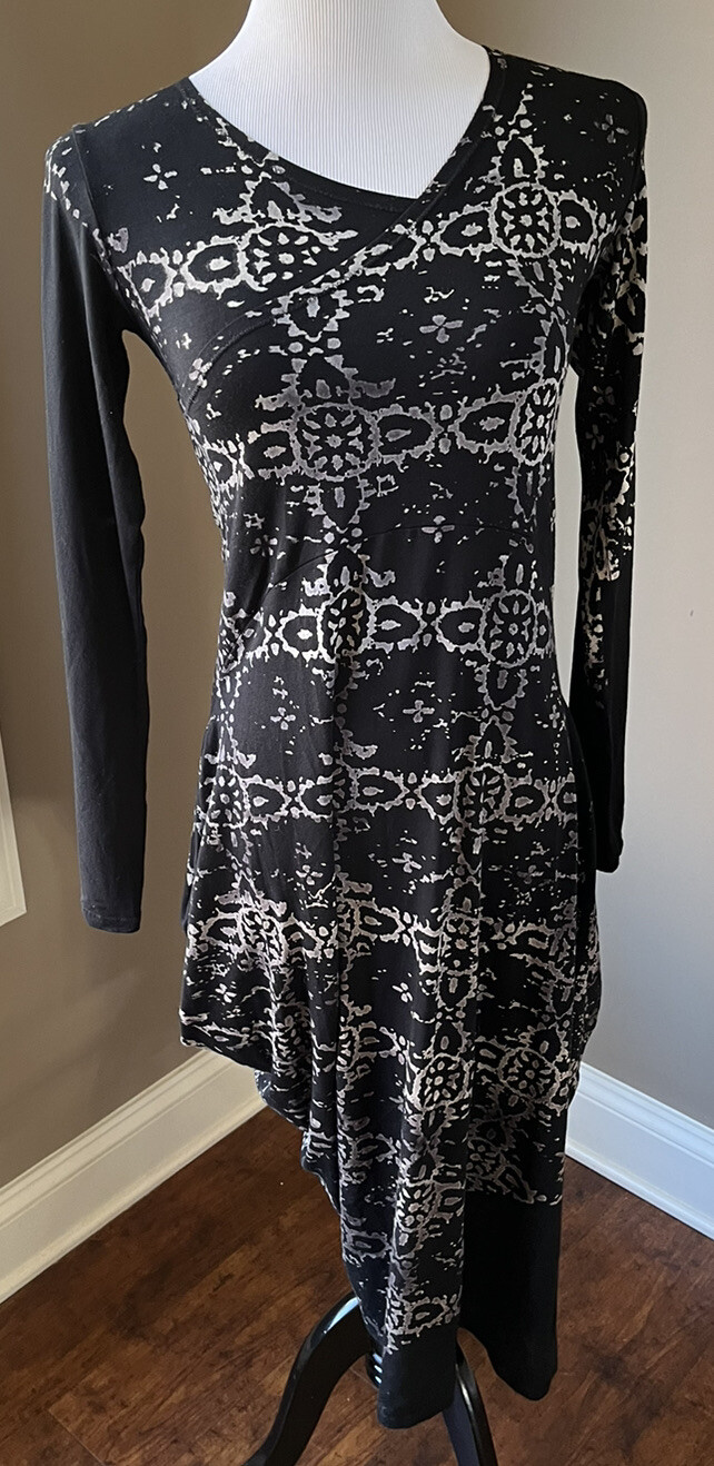 Heyne Bogut Women’s Black w/Gray Hand Printed Asymmetrical Jersey Dress Size 1