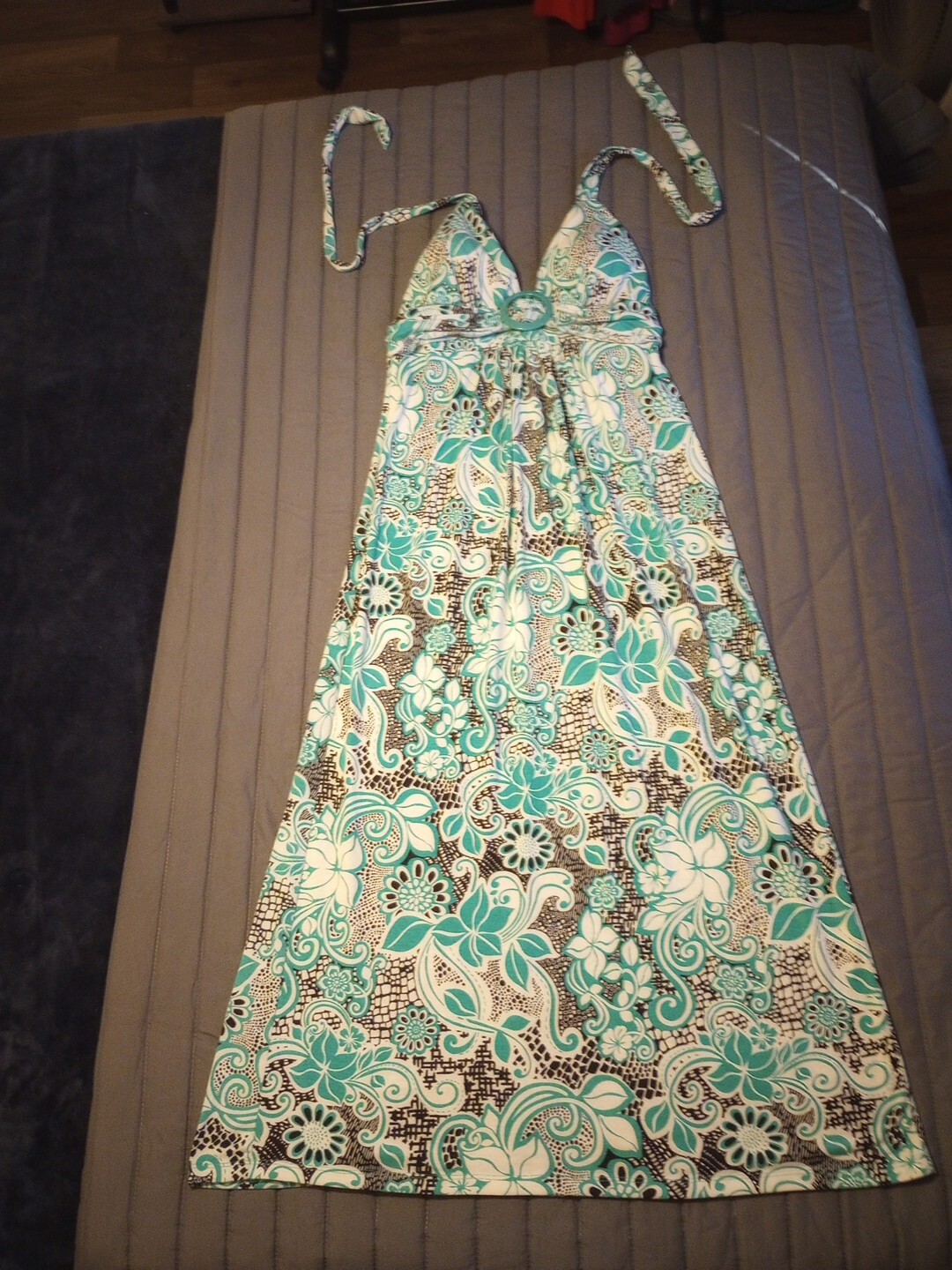 No Boundaries Tie Behind Neck Dress Large 11/13