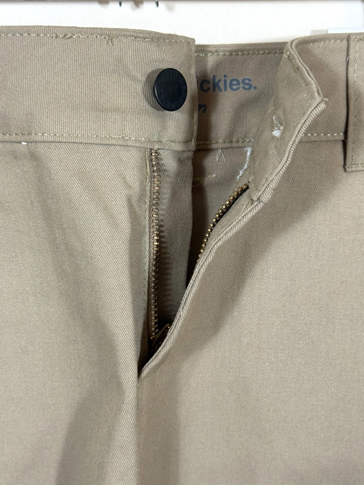 Genuine Dickies Women’s Stretch Twill Skirt Khaki Size 8 (32″) NWT Workwear Golf