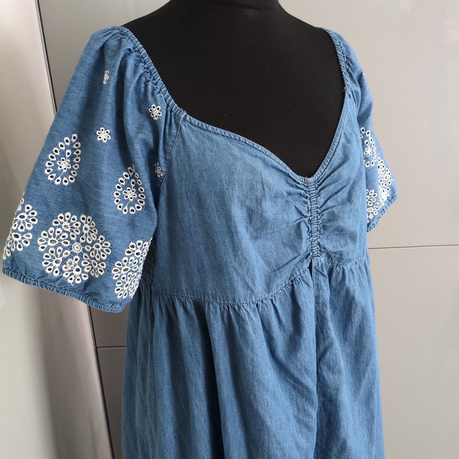 Roman Size 20 Short New Cotton Chambray Dress Embroidered Sleeves Milkmaid Style
