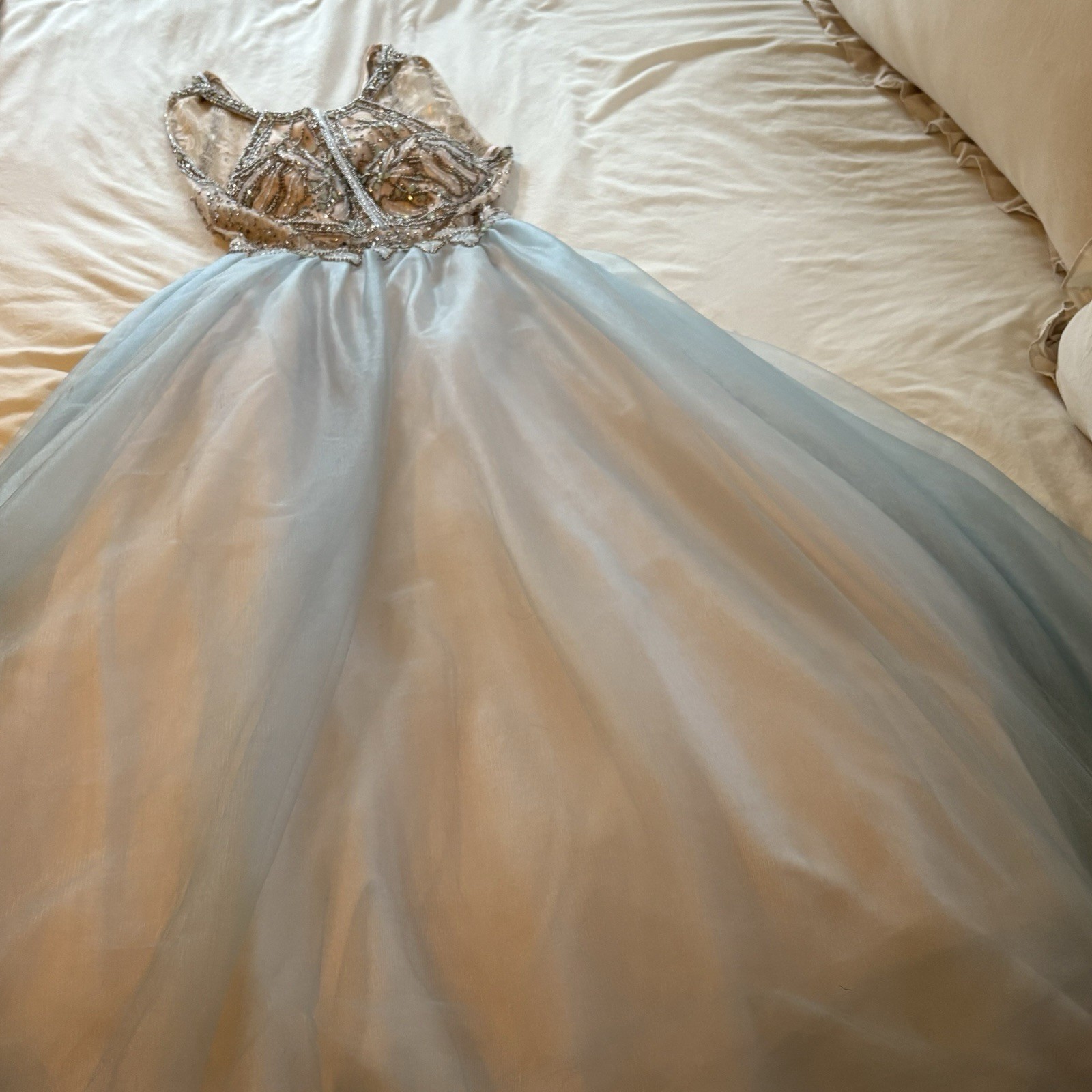 Glamour Halter Neck Beaded Bodice Contrast Tulle Long Ball Gown Prom Wedding