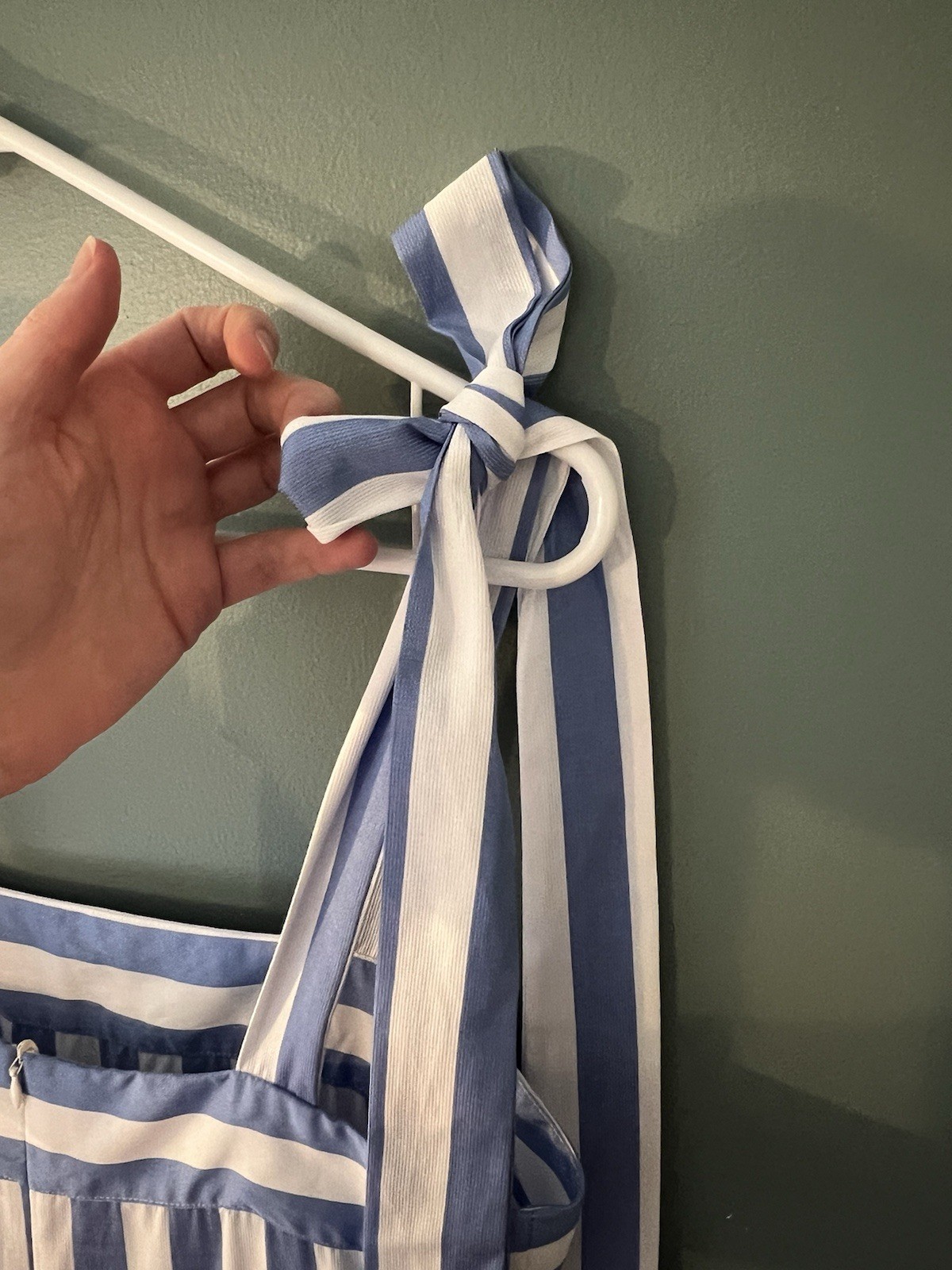 Aura White & Blue Striped Maxi Dress – size (S)