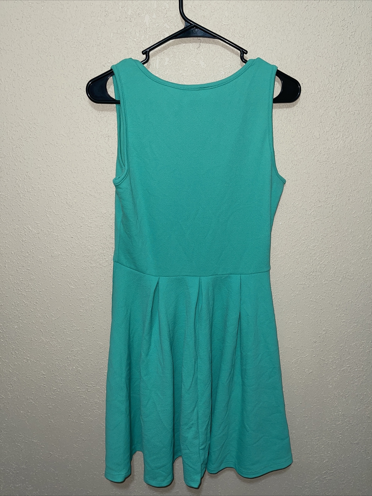 White Mark Solid Sleeveless Scoop Neck Dress GREEN M NEW