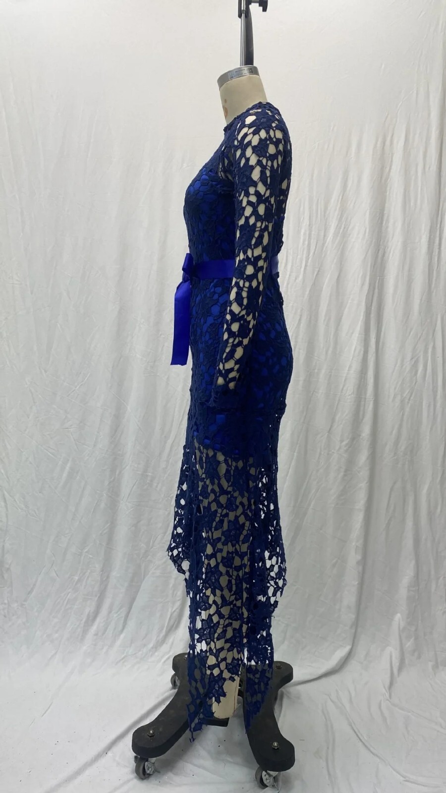 Plus Size Long Sleve Dress Stunning Stand Collar Lace Up Dress