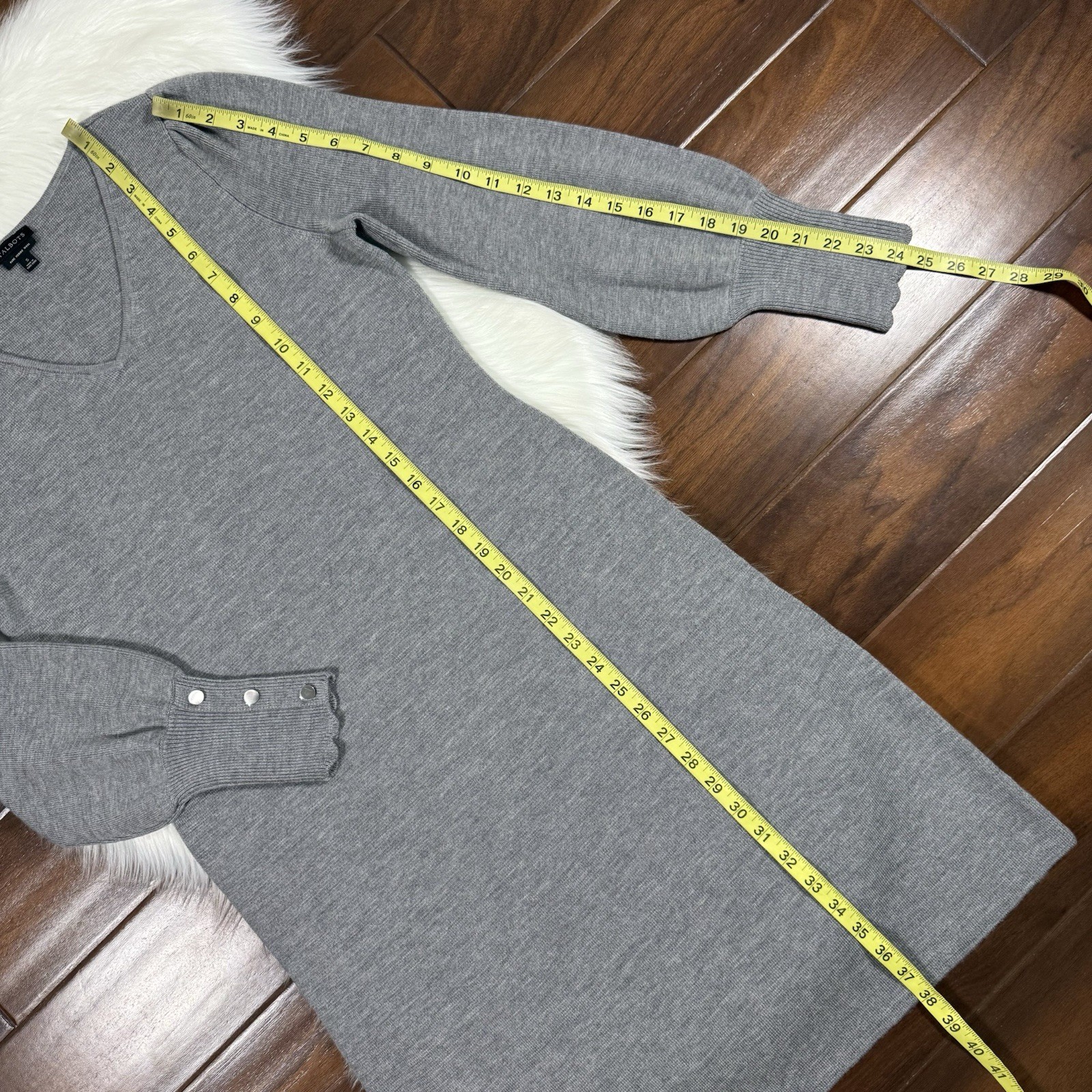 Talbots Women Size Small Gray Soft Merino Wool V Neck Puff Sleeve Sweater Dress