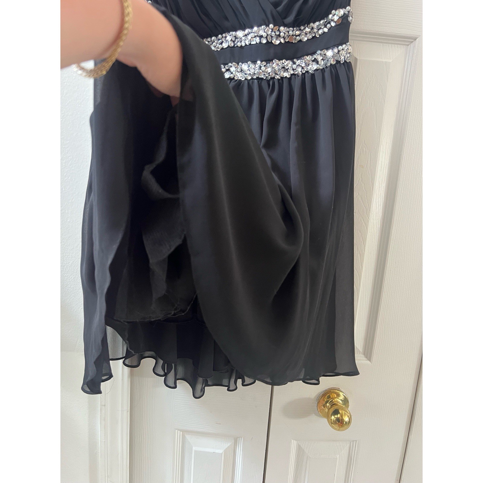 City Studio Black Chiffon V-Neck Spaghetti Strap Sequin Mini Dress – 13/NWT