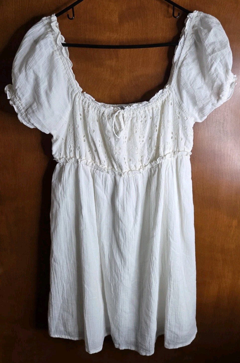 Arizona Jean Co. White Babydoll Mini Dress Size Med. Sweetheart Neckline W/…