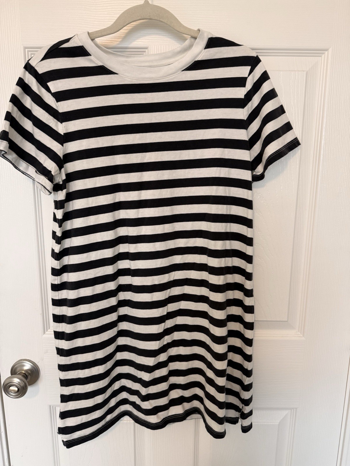 Old Navy Women’s Striped Crew Neck Short Sleeve Knit T-shirt Dress Size M