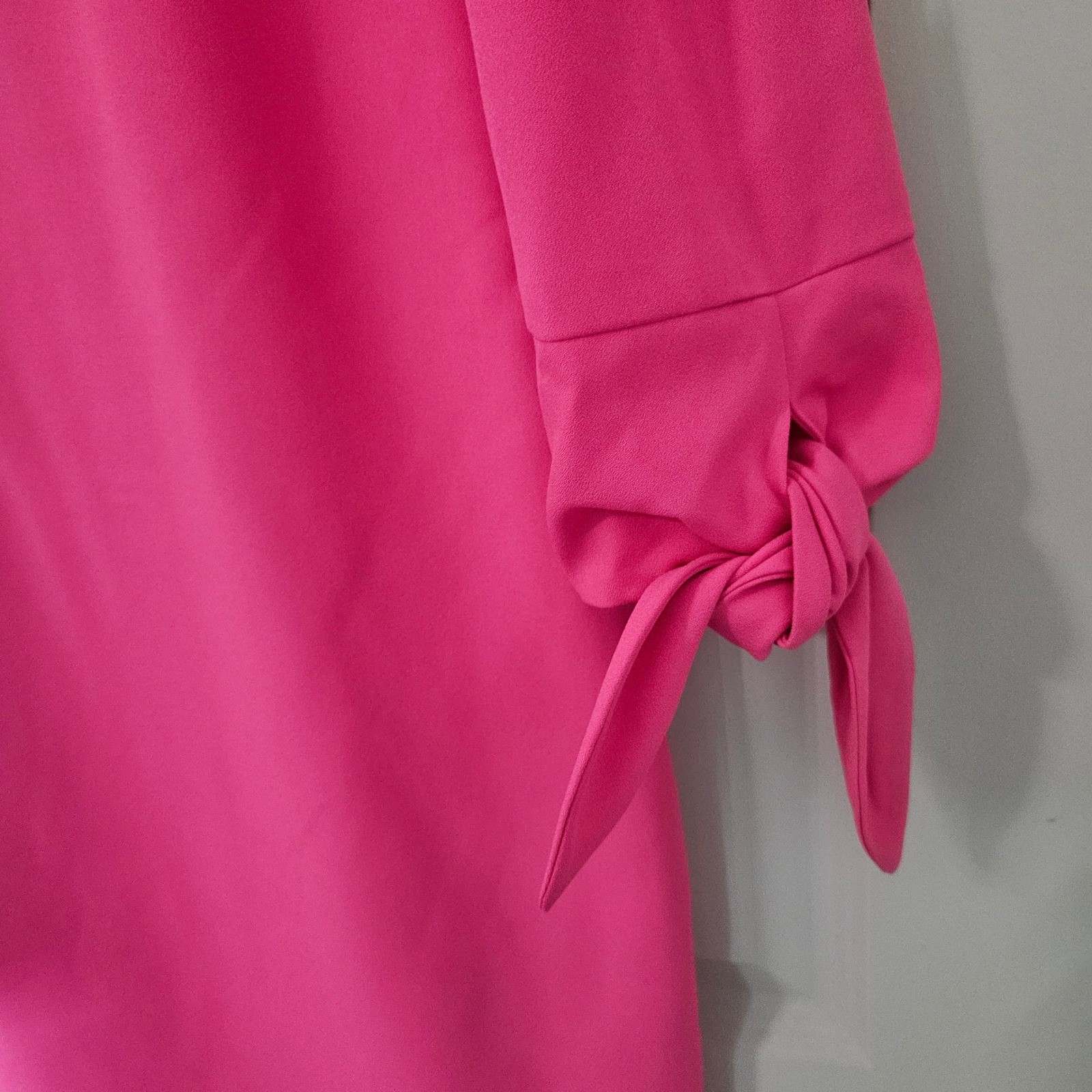 Vilagallo Pink Keyhole Tie Sleeve Shift Dress Made in Spain Size 38