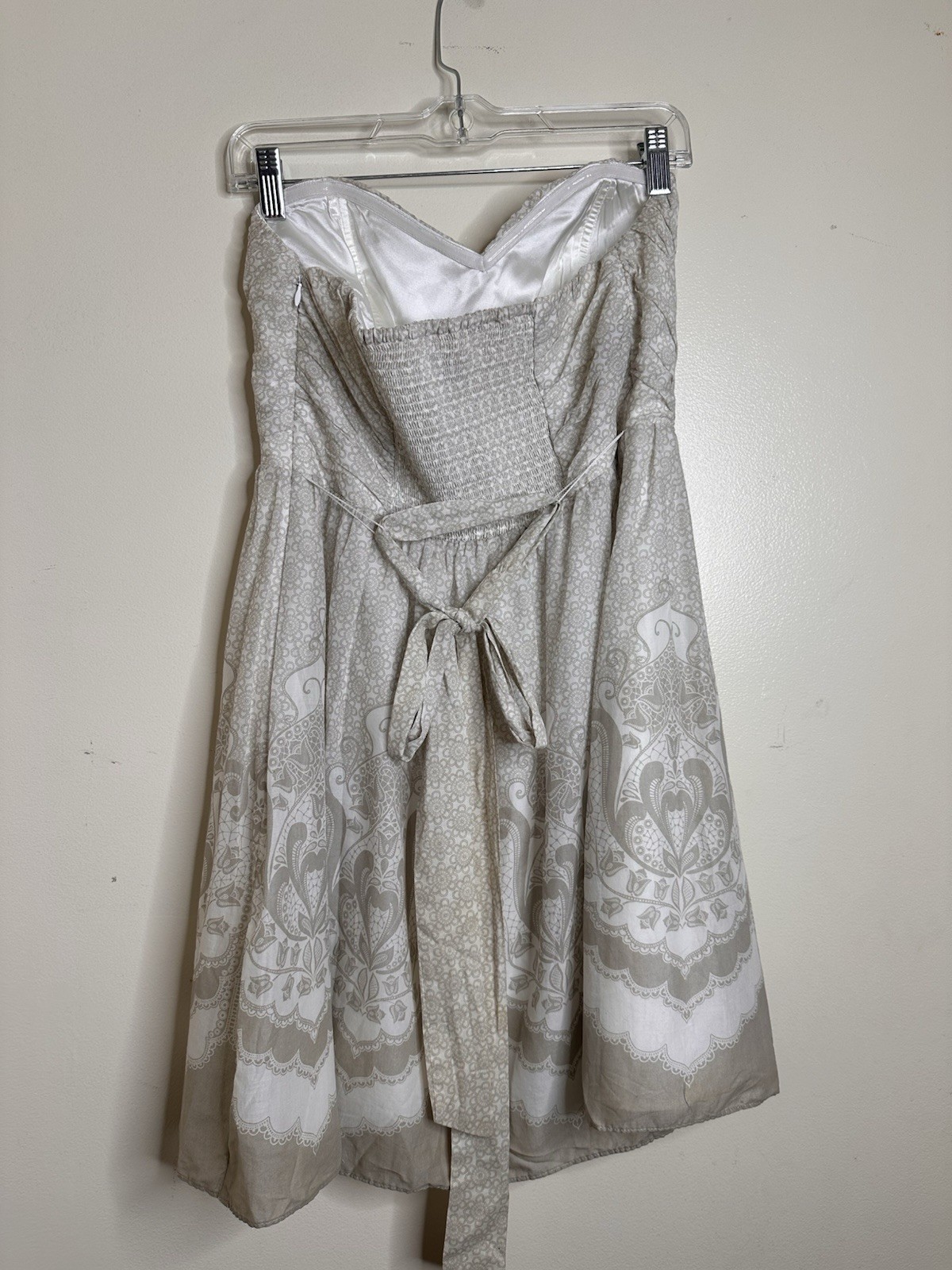Express NEW Size 12 Strapless/Straps Sweetheart Neckline Mini Dress White Taupe