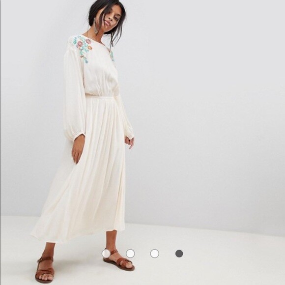 NWT Moon River Womens Embroidered Maxi Dress Elastic Waist Back Cut Out sz L