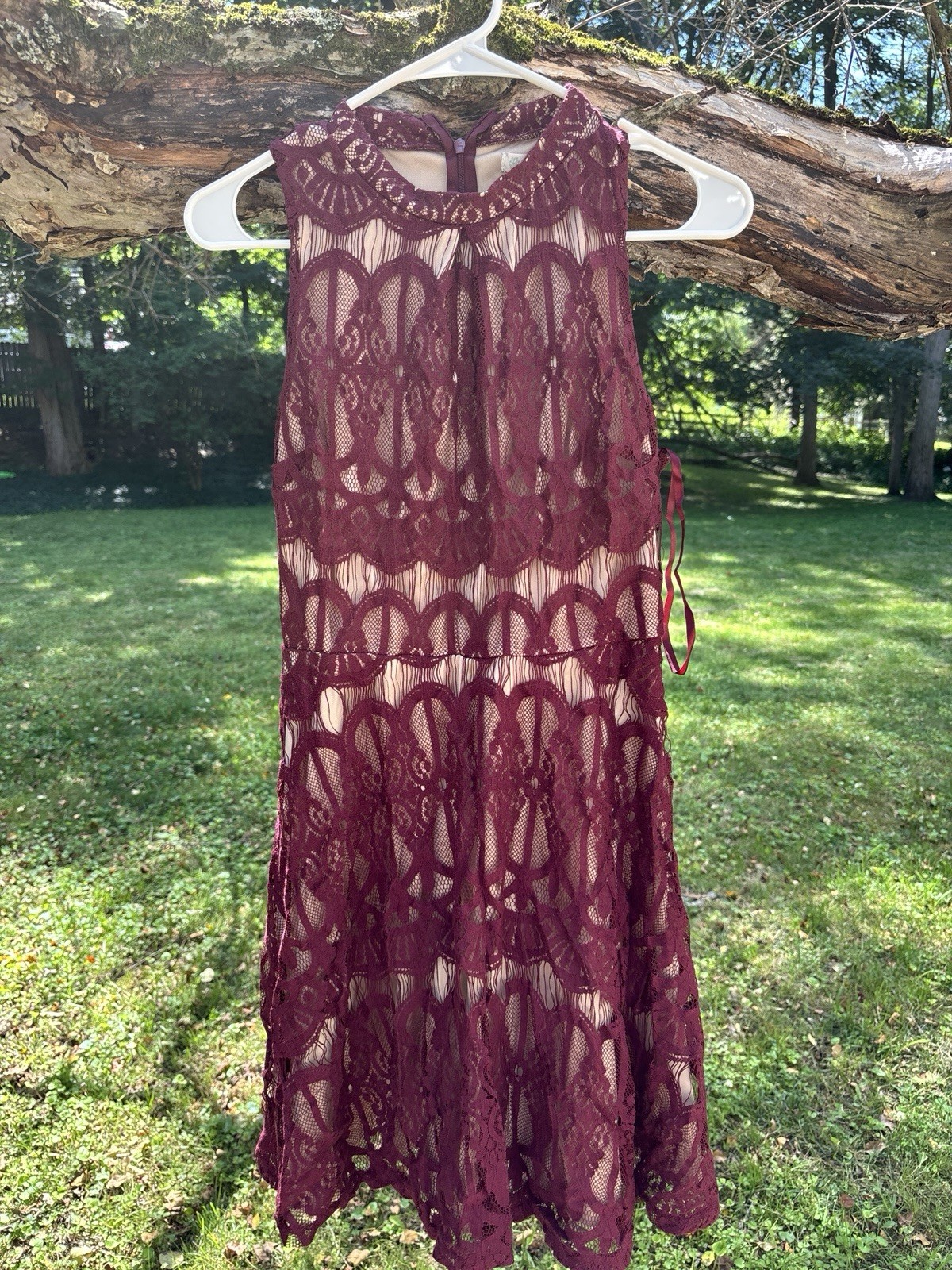 Love Fire Women’s Fit & Flare Dress Sz M Regular Knee Length Burgundy Lace