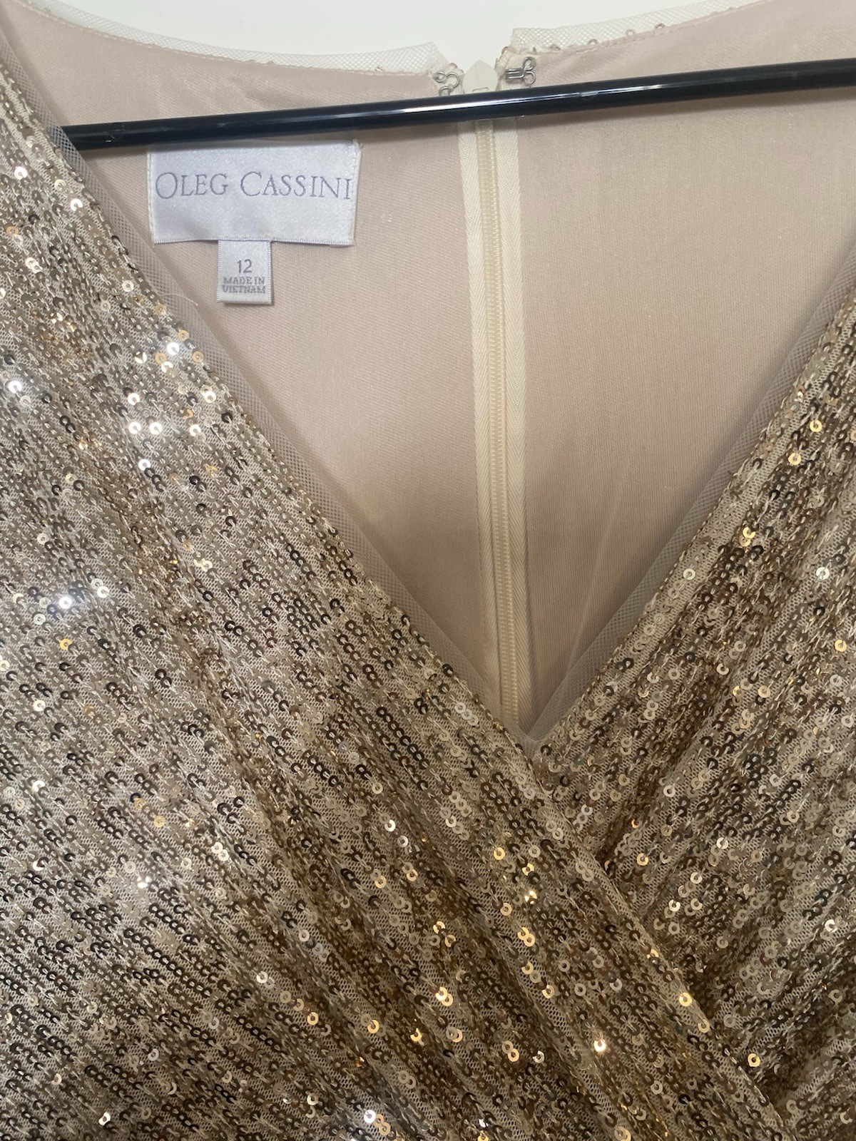 Oleg Cassini Gold Sequin V-Neck 3/4 Sleeve Gown Size 12 Mother of Bride/Groom
