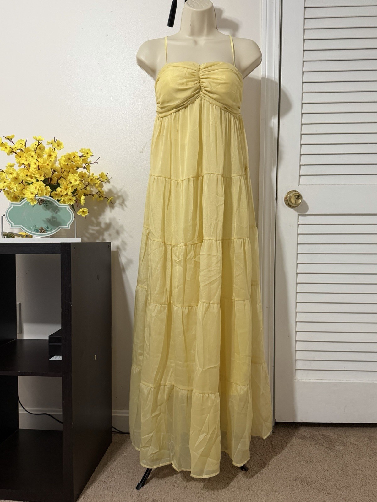 Women’s Yellow Solid Sweetheart Strappy Ruched Tiered Maxi Dress Long S
