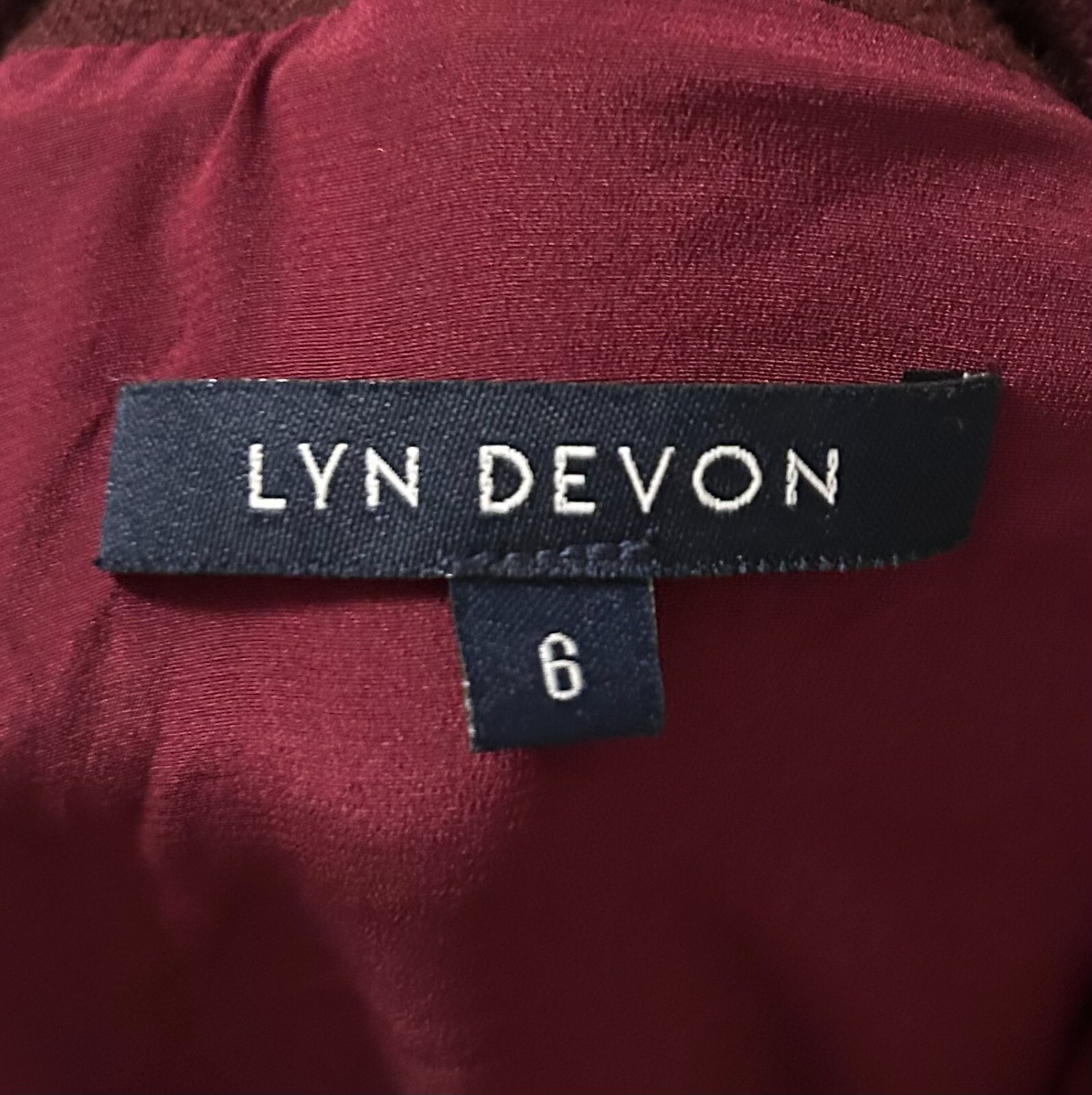 LYN DEVON Virgin Wool & Cashmere Blend Full-Zip Burgundy Dress (size: 6)