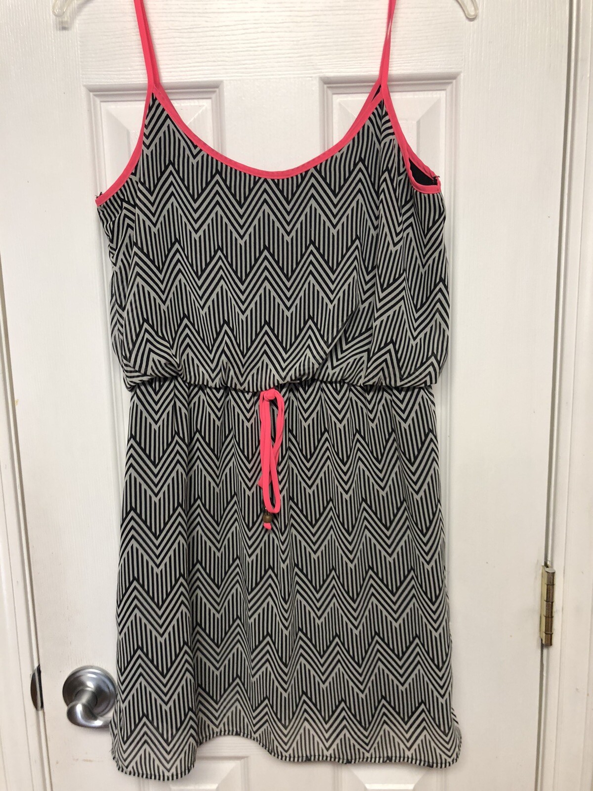 City Triangles Black/White Neon Pink Spaghetti Strap Mini Dress Lined Size Med