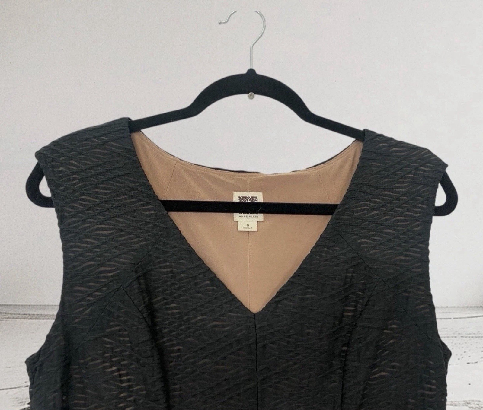 Anne Klein Womens Black Fit & Flare V Neck Dress Size 6 Elegant Cocktail Party