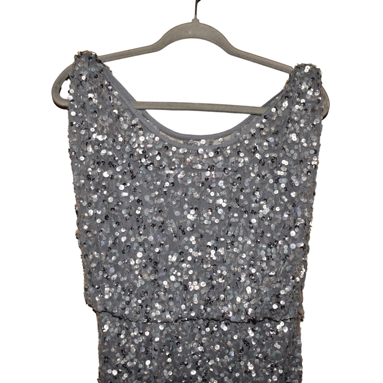 JS COLLECTIONS $298 Boatneck Mesh Sequin Sleeveless Evening Gown Silver Size 4
