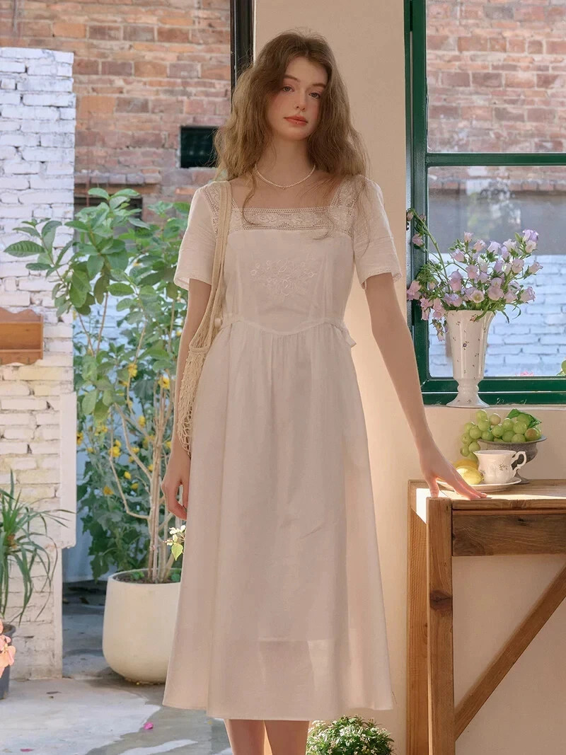 Kathy Square Neck Embroidery White Cotton Dress Size XS