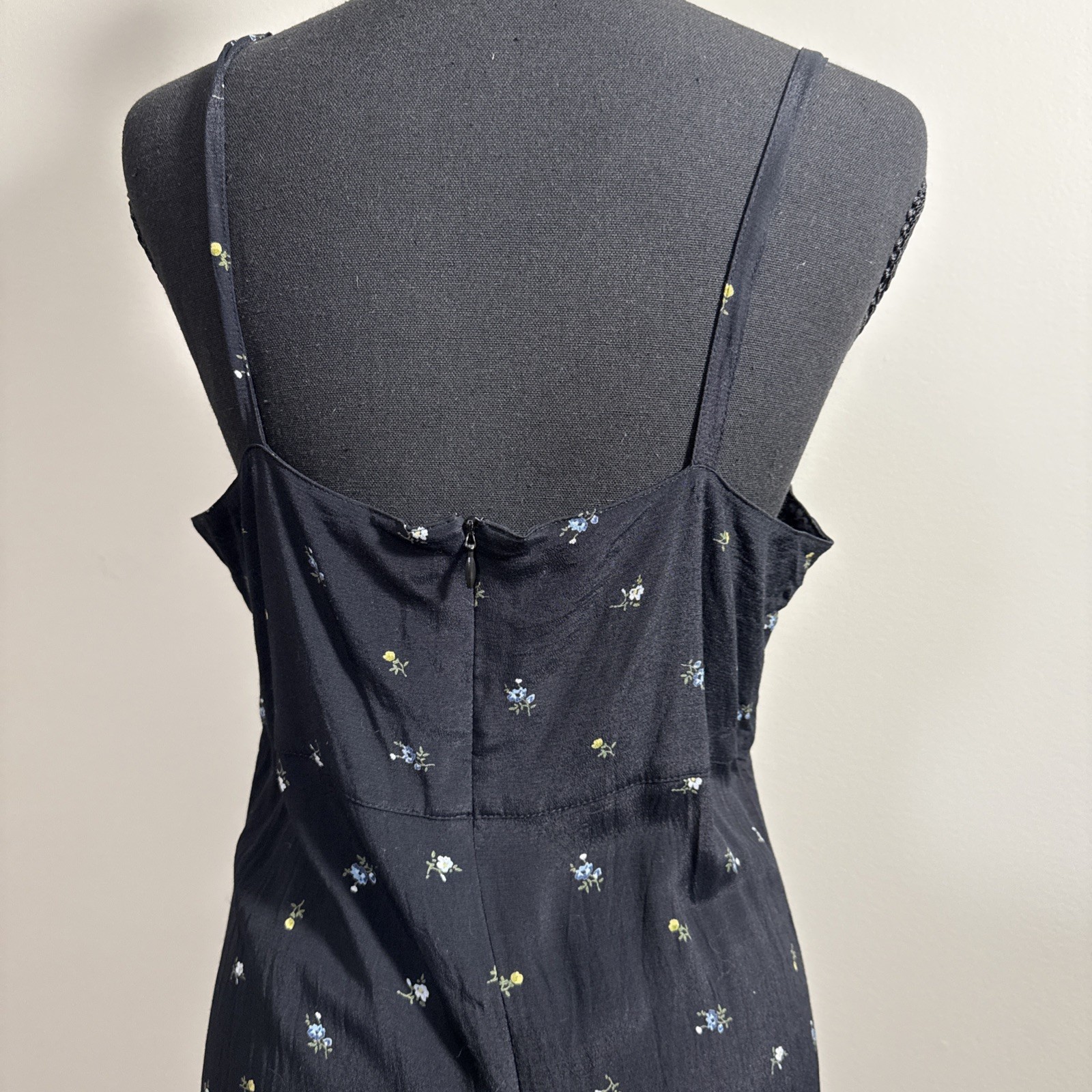 GAP Slip dress spaghetti strap sun Dress Black Small Flower Y2K cami cut Size 10