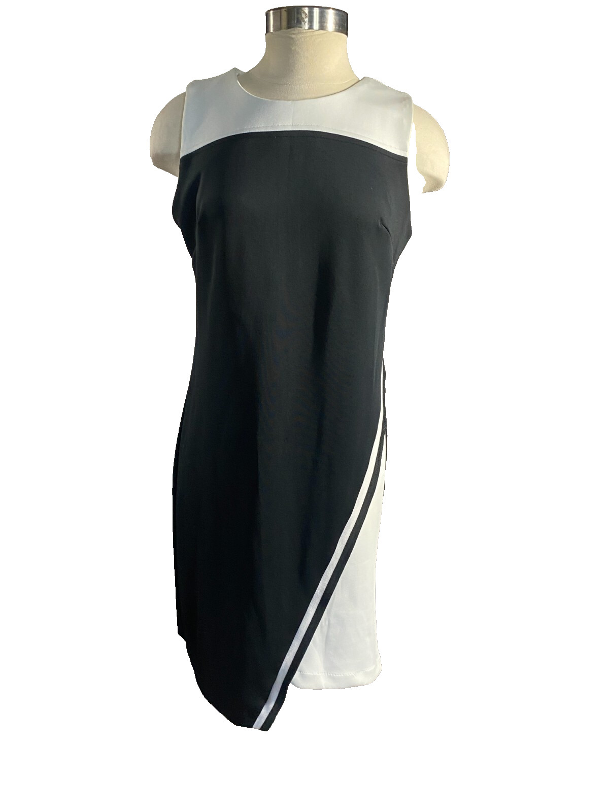 Harper 241 Dress Womens Size 8 Sheath Black White Classic Knit Sleeveless