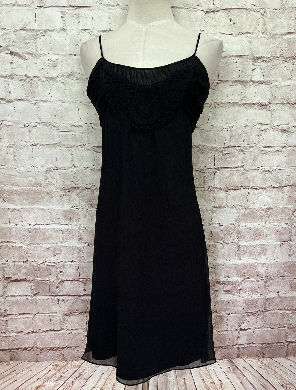 Vintage EXPRESS Y2K Black Crinkle Silk Slip Dress Crochet Spaghetti Strap Size 4