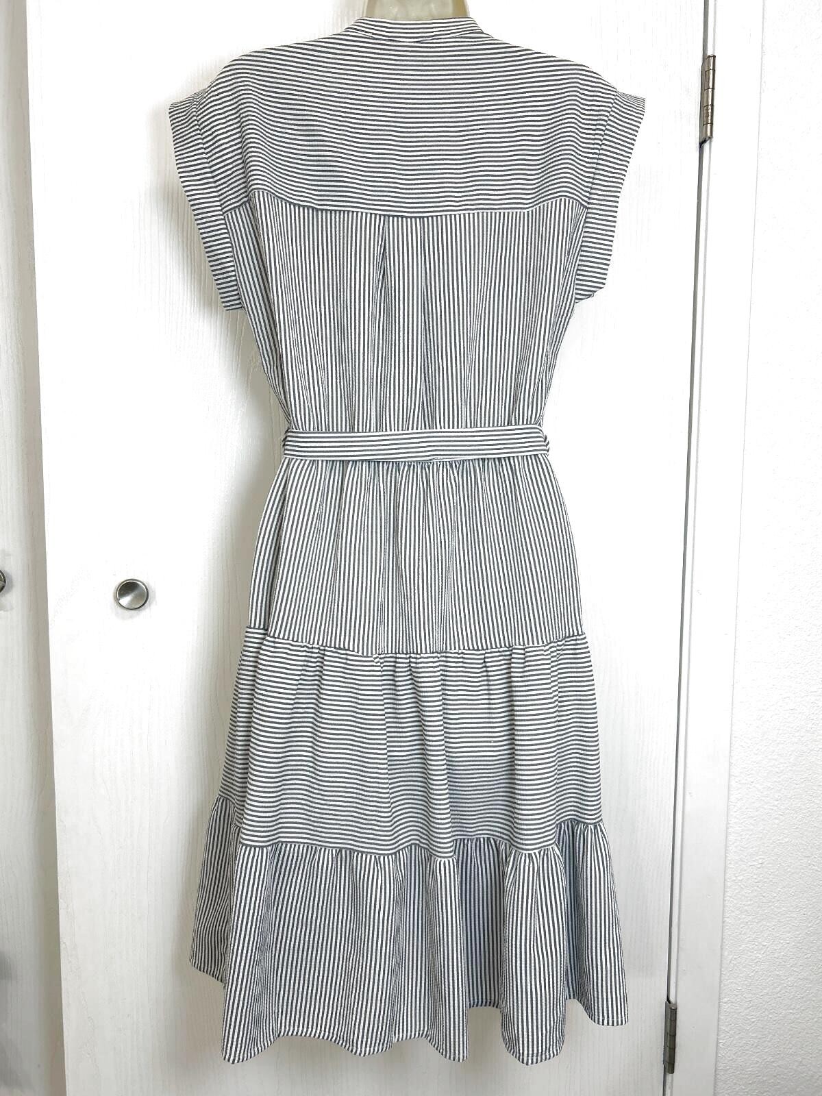 Monteau Los Angeles Dress Size Medium Striped Tiered Tie Belt NEW