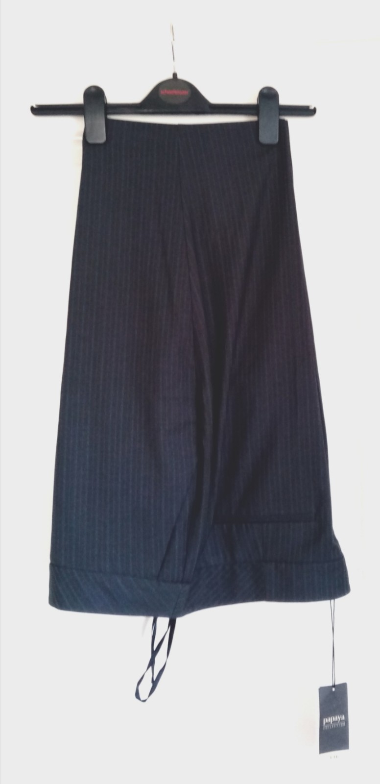 WOMEN STRIPPED 2 PIECE OFFICE TROUSERS SUIT JACKET.. BNWT SIZE 18/20