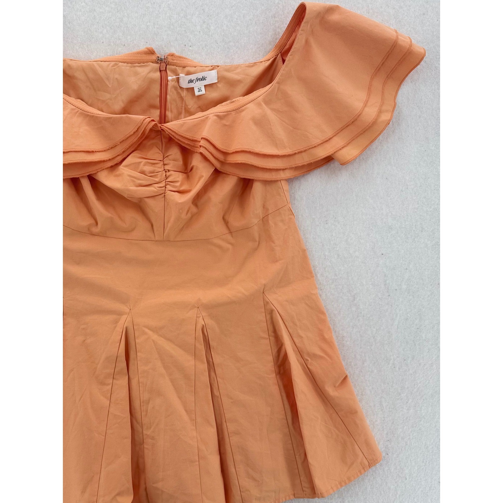 NWT The Frolic – Asteria Dress Ruffle Off Shoulder Pleated – Apricot – M – Women