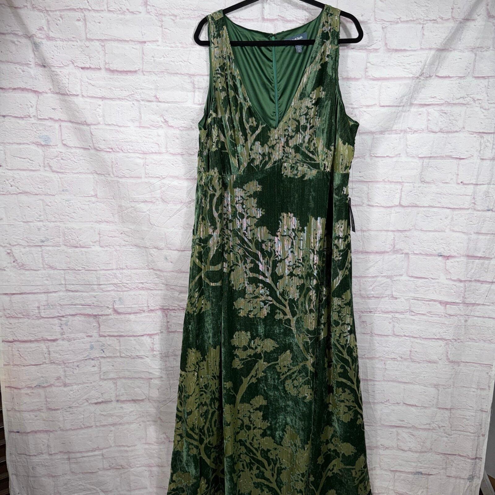 ModCloth Green Velvet Burnout Maxi Dress Women’s 2X Sleeveless Formal NWT