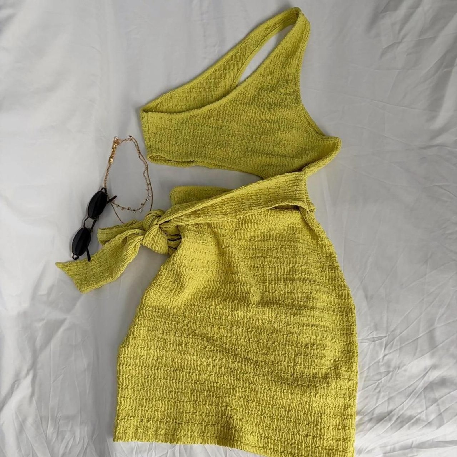Chartreuse green textured bodycon mini dress