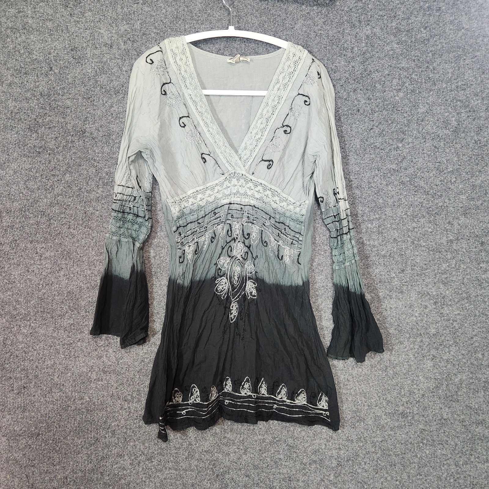 Lagaci Womens Mini Dress XL Black White Embroidered V-Neck Flared long Sleeve