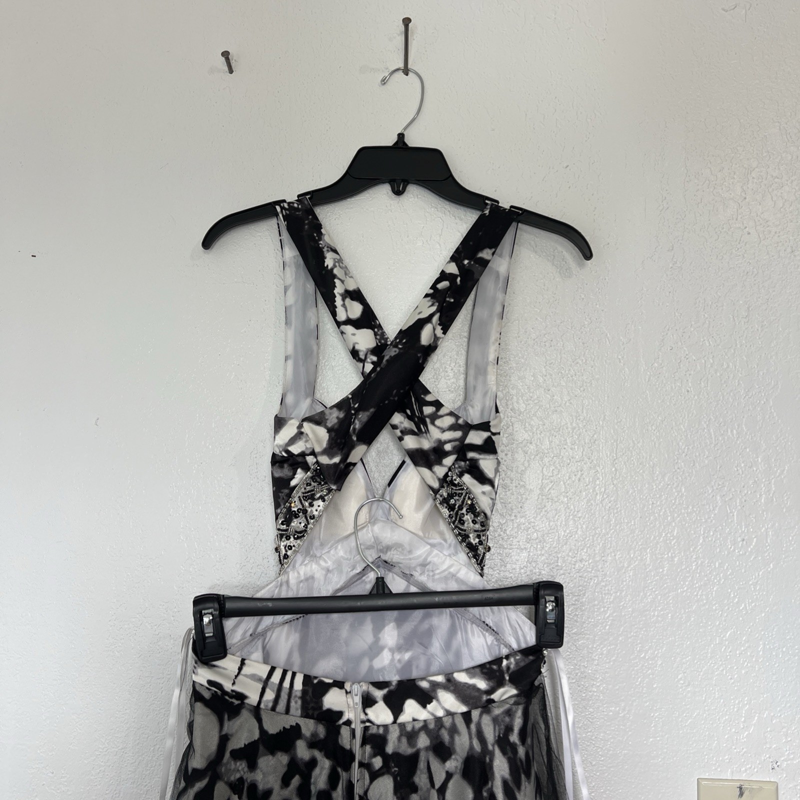 Deb Black And White Formal Maxi Dress 5/6 Sequins Beads It Crosses In The Back