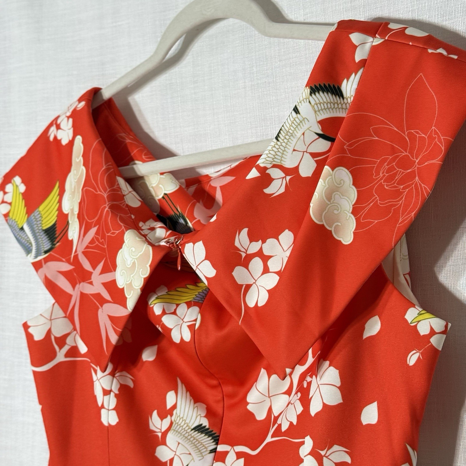 Wolf & Badger Mellaris Olympia Oriental Crane Red Sheath Slinky Evening Dress 12