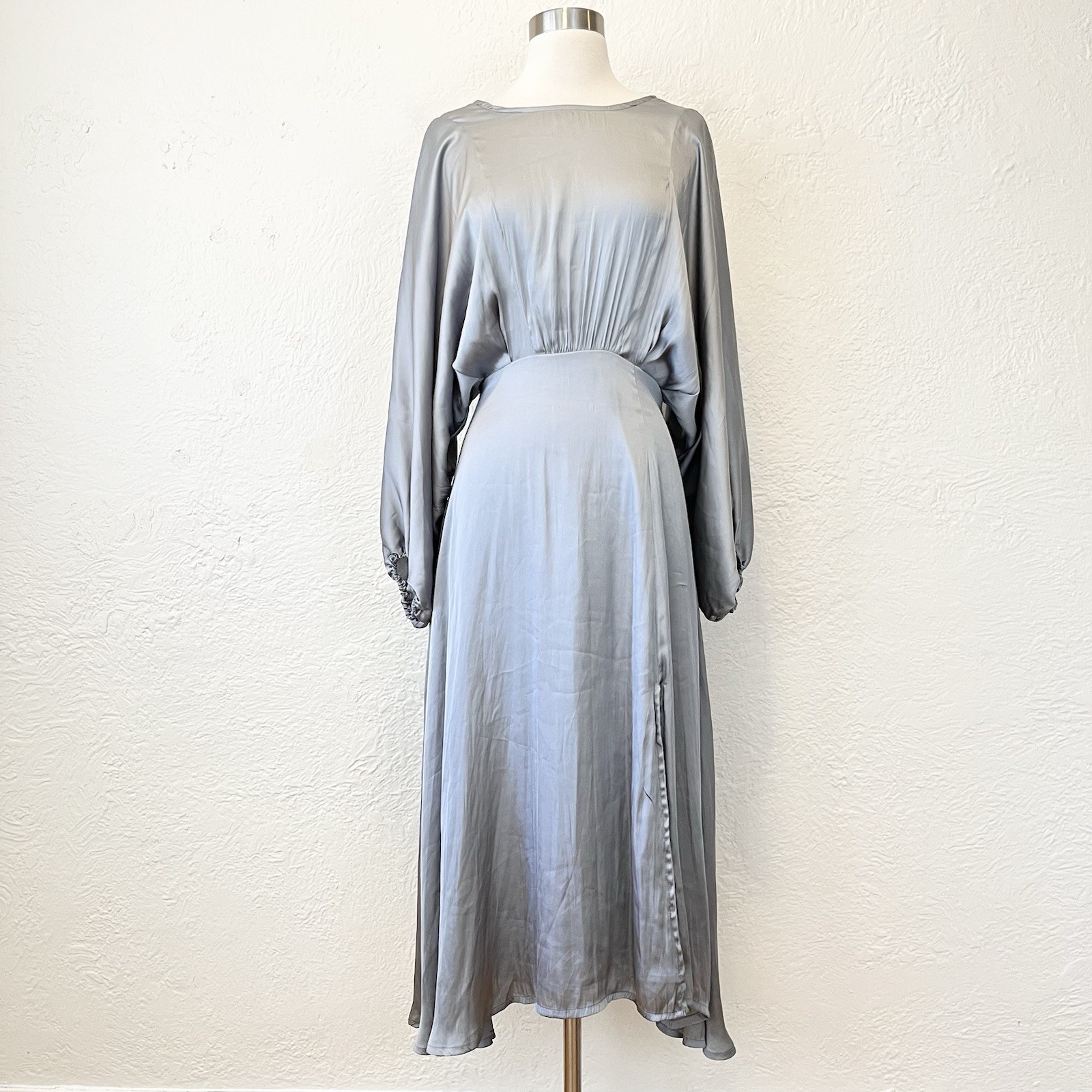 ASTR The Label Dress Silver Gray Satin Dolman Sleeve Romantic Medium M