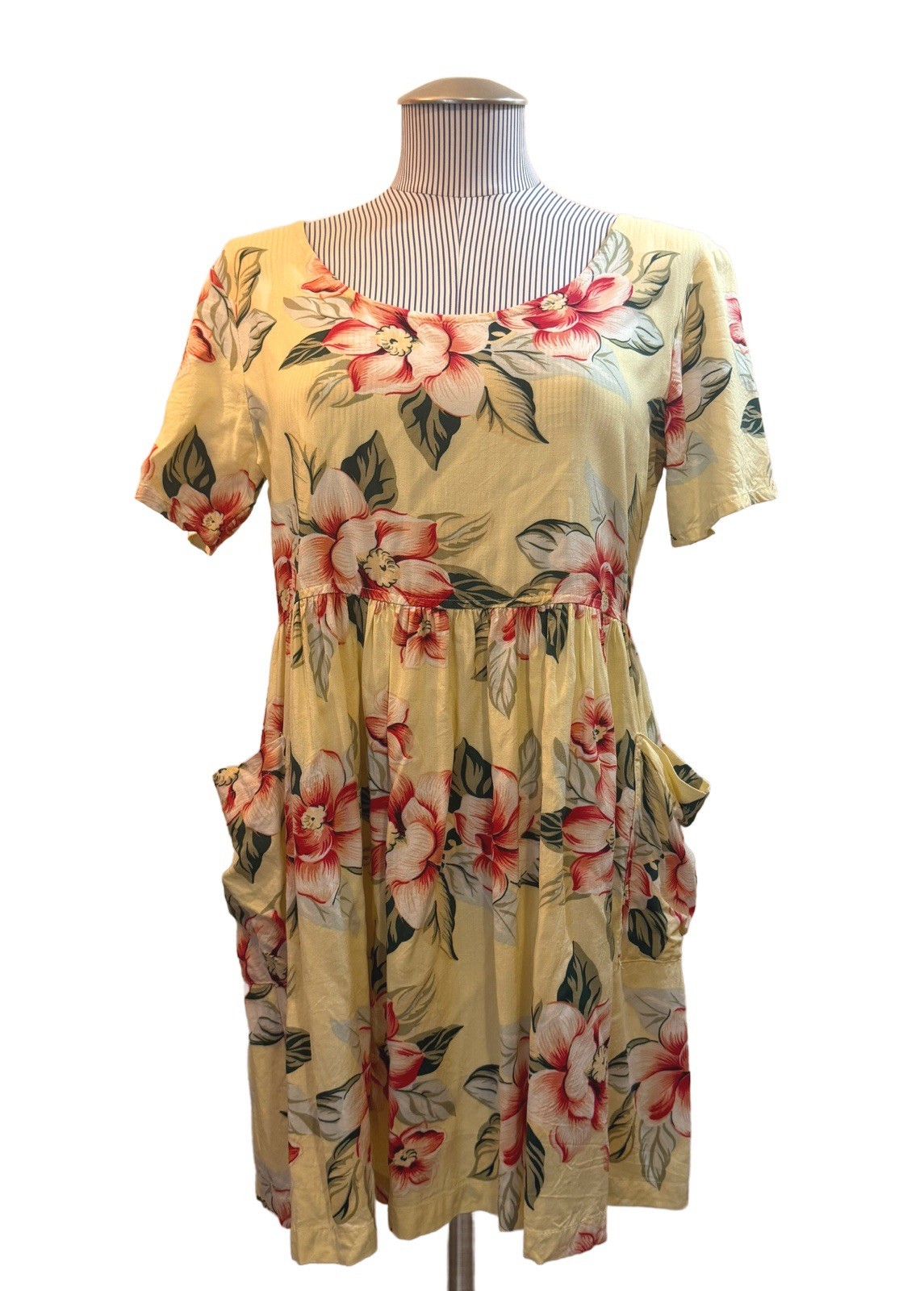 VTG Moda Int Dress S Yellow Floral Scoop Neck Short Sleeve A-Line Rayon Pockets