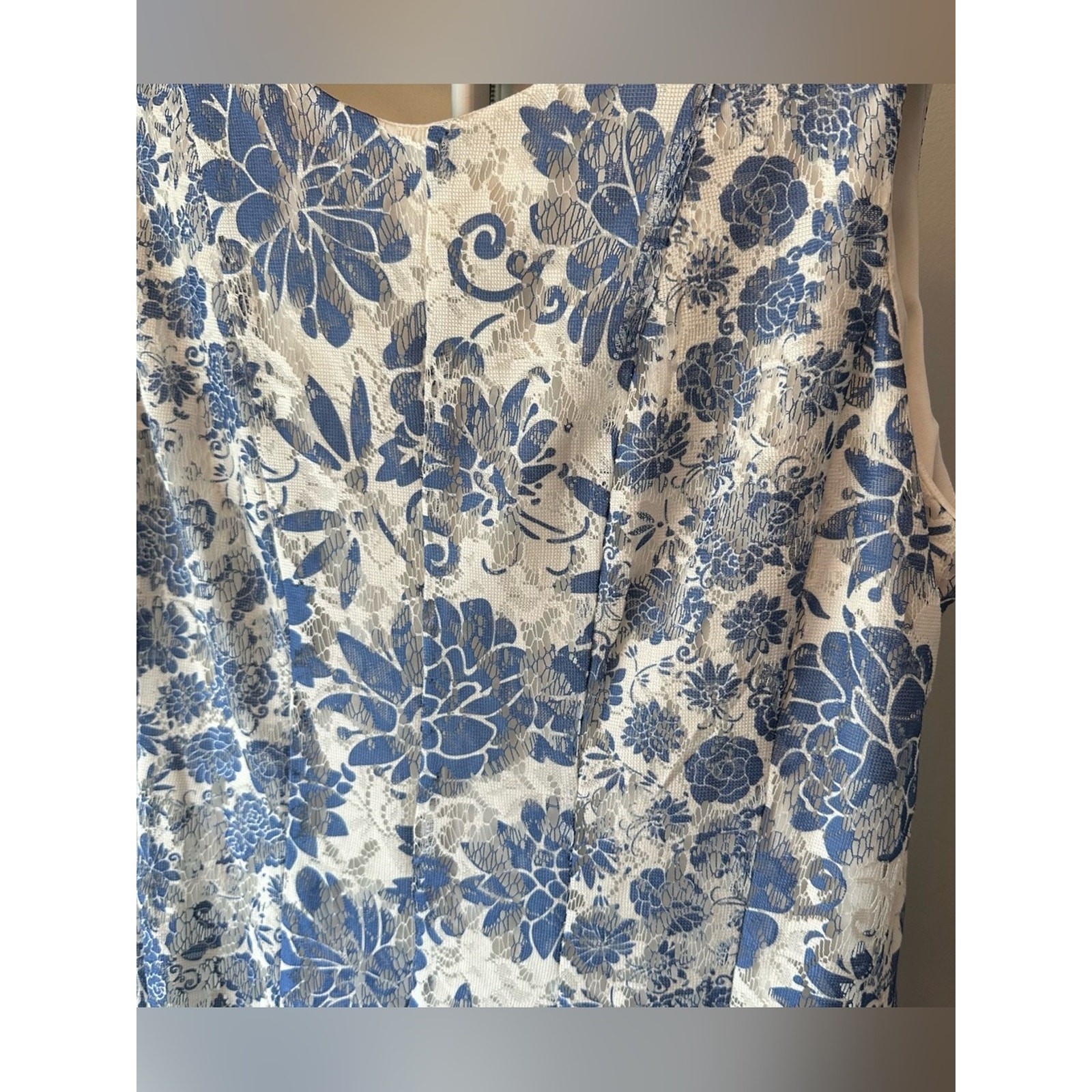 Danny & Nicole White and Blue Floral Midi Dress, size 16