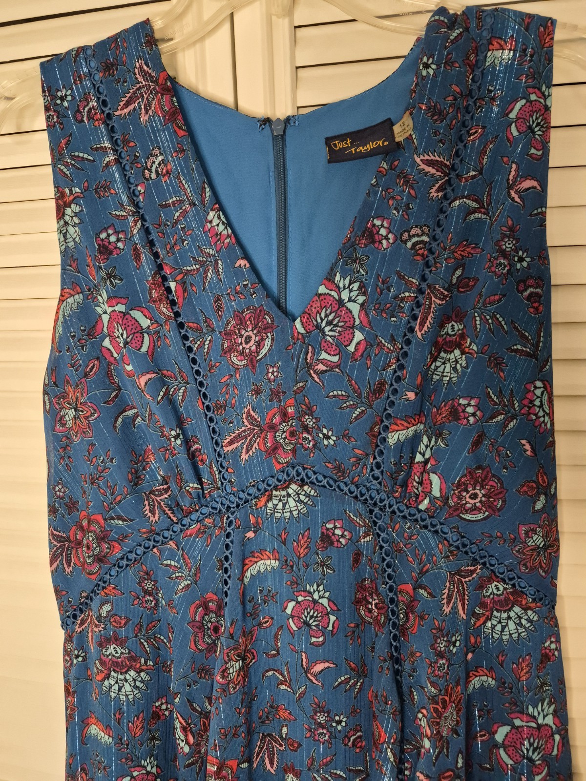 Just Taylor Women’s Sleeveless Dress Sundress US 12 Blue Floral Handkerchief Hem