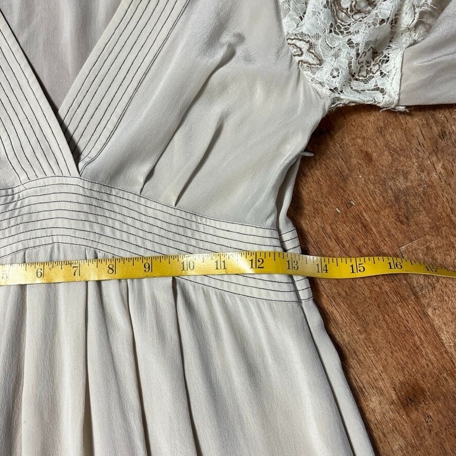 Banana Republic 100% Silk Special Occasion Dress Womens 4 Empire Romantic Lace
