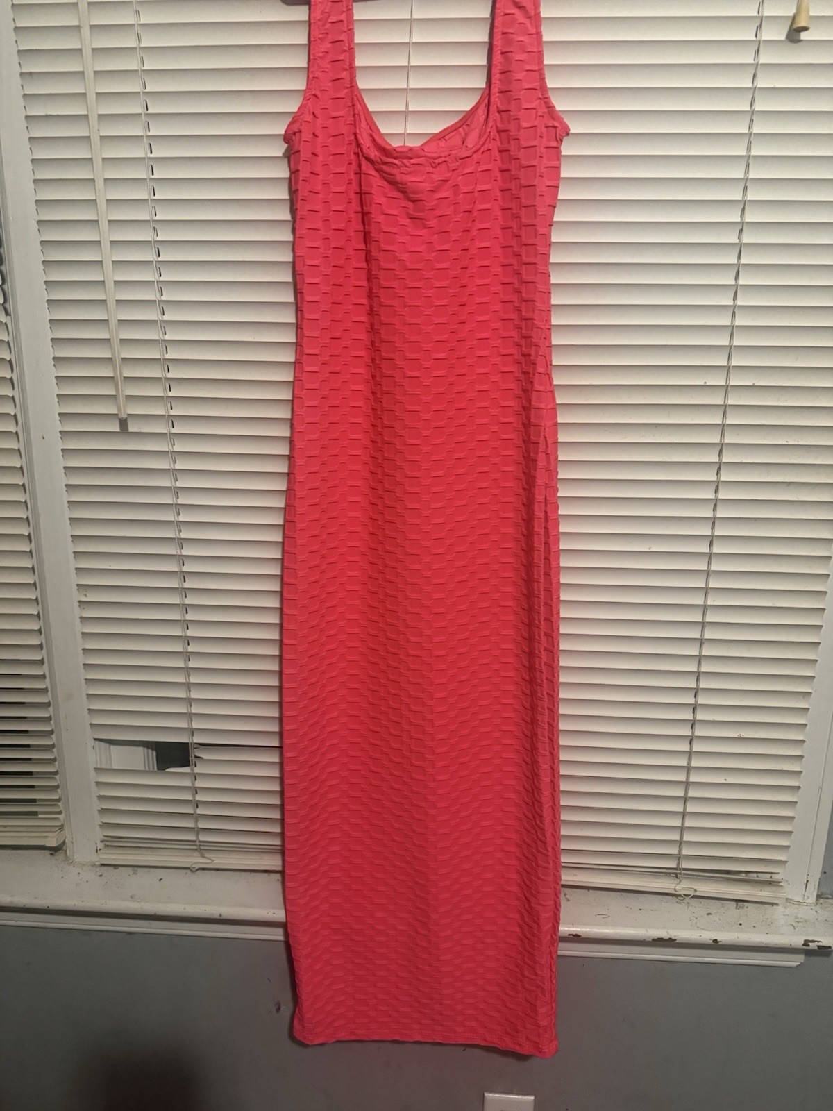 Fashion Nova Dani Textured Midi Dress -Hot pink – Size M