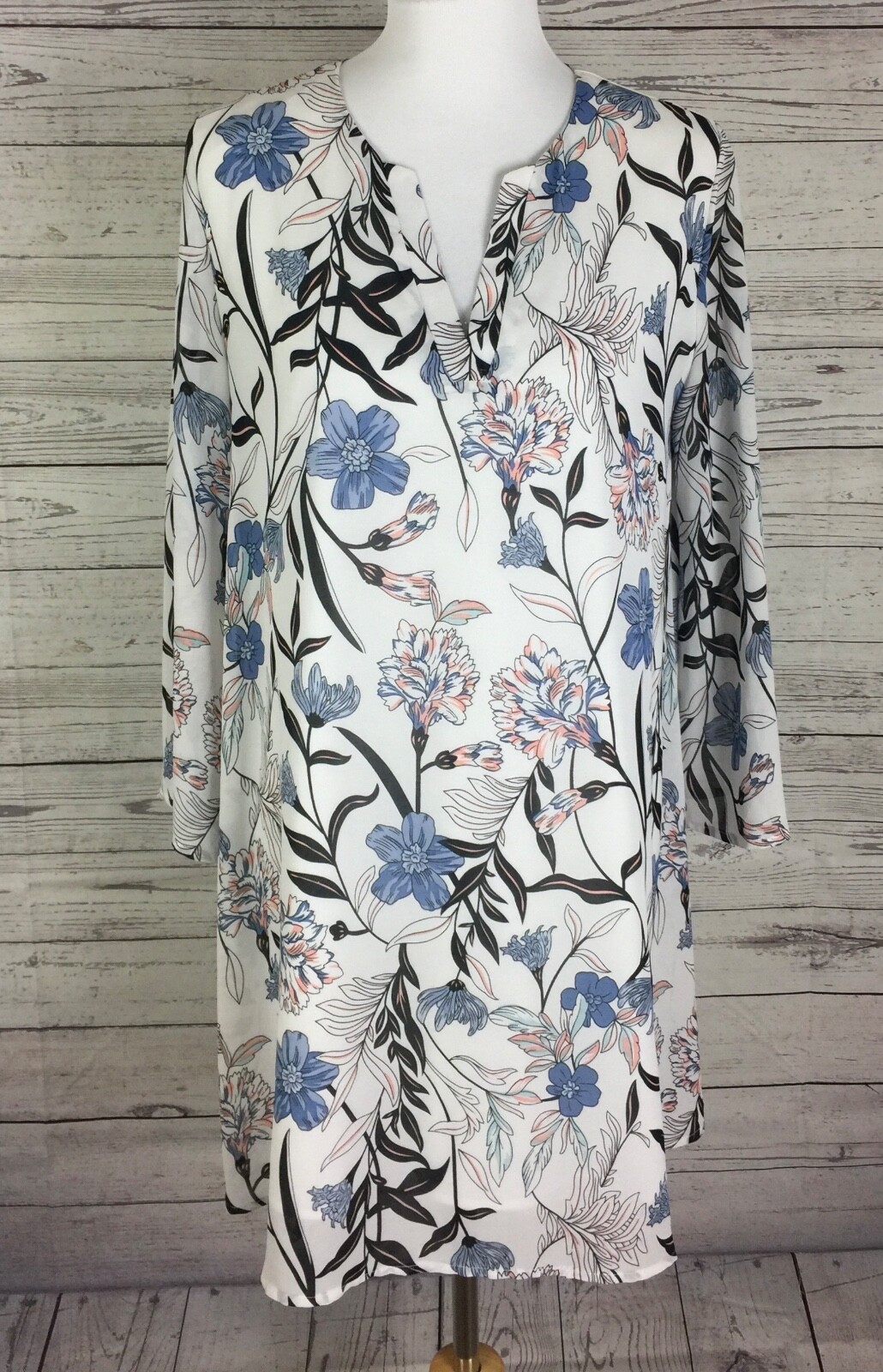 ARYEH Shift Dress Womens Size M Multicolor Floral Split V-Neck Bell Sleeve Lined
