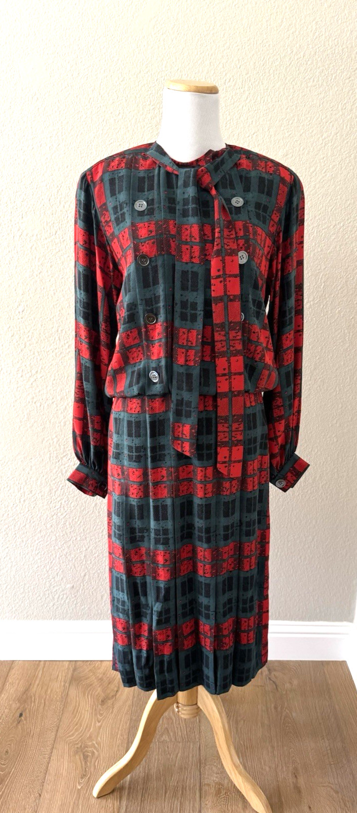 Vintage Albert Nipon Dress 4 Red Green Plaid Silk Pleats Removable White Collar