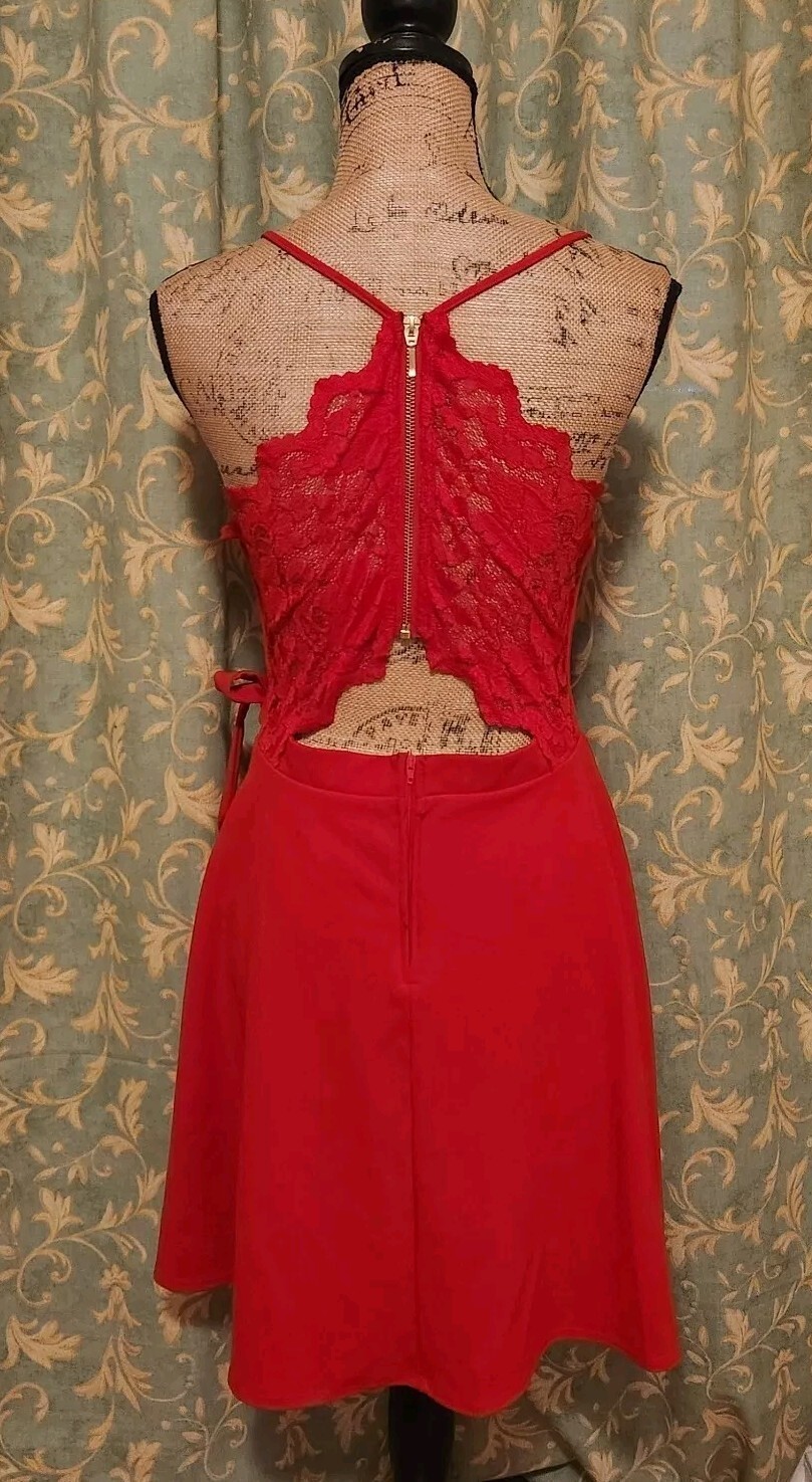 B. Darlin Junior’s 13/14 Red Sleeveless Open Faux Wrap A-Line Dress