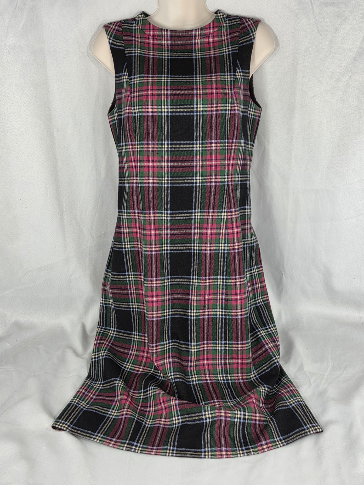 Pendleton VTG 100% Virgin Wool Green Red Plaid Jumper Dress Womens Sz 4 USA Made