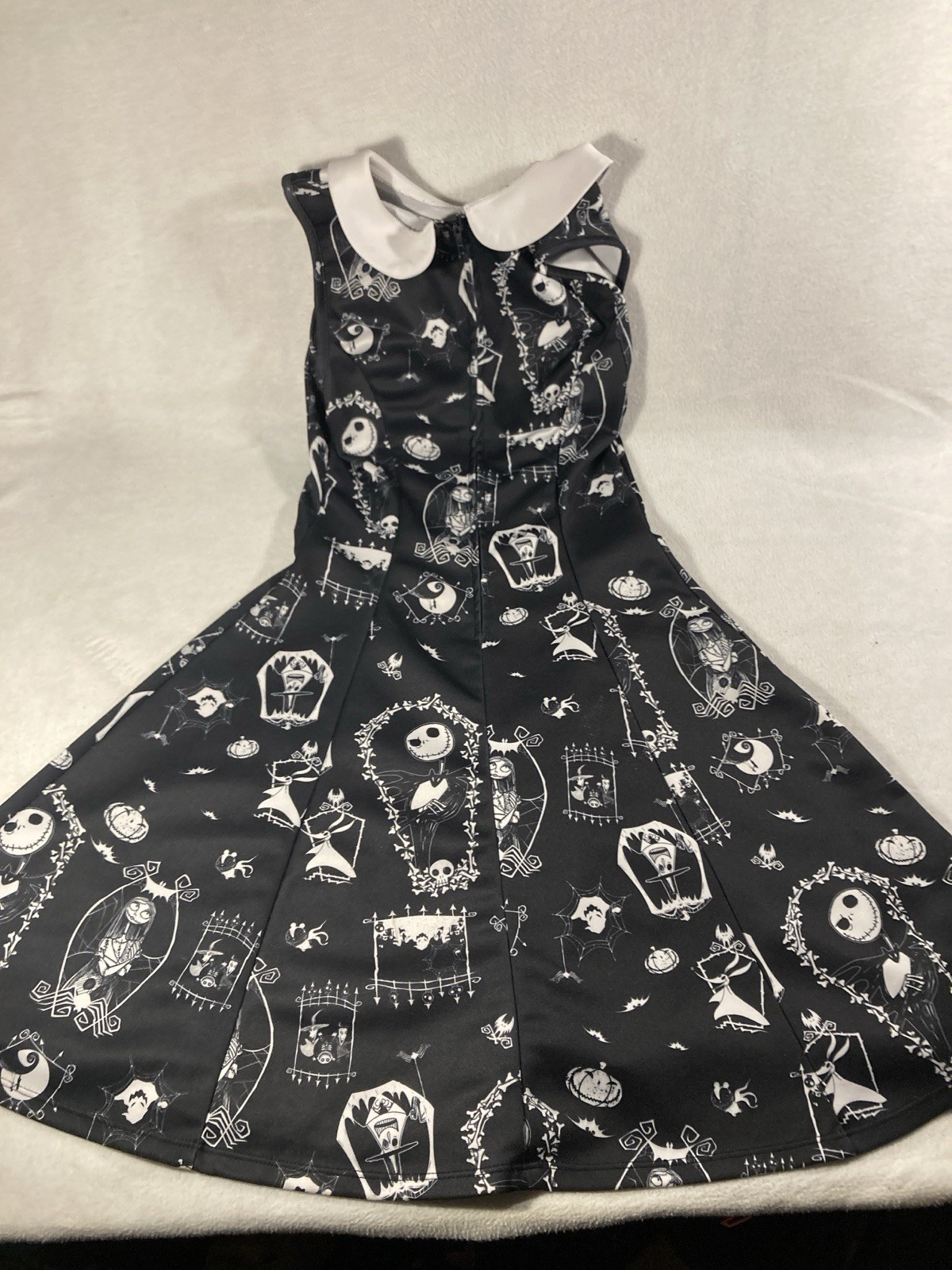Disney Nightmare Before Christmas S Black/White Sleeveless Collared Zip Dress
