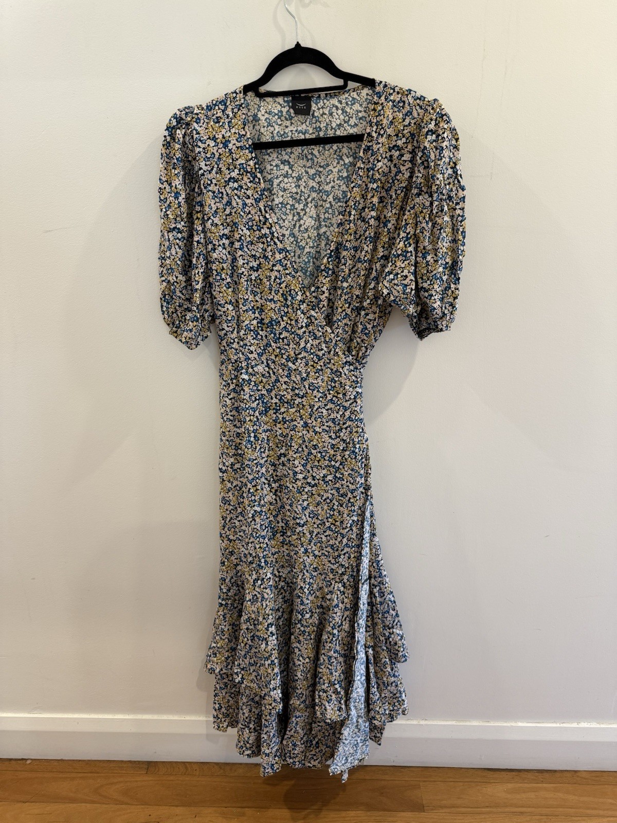 Husk Tiny Flower Floral Wrap Silk Dress With Tie And Ruffle Hem Size 16