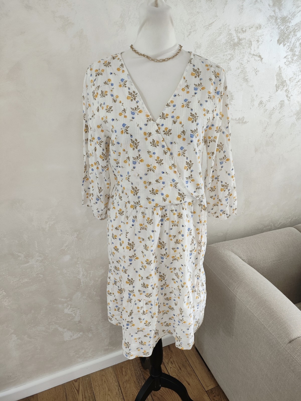 F&F Ladies Short Tea Dress 12 White Smock Summer Boho 3/4 Sleeve Vneck Floral