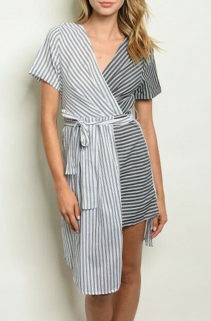 NWT VERY J M WHITE GRAY STRIPE V-NECK SURPLICE CUFFED HI-LOW BELTED BOHO DRESS