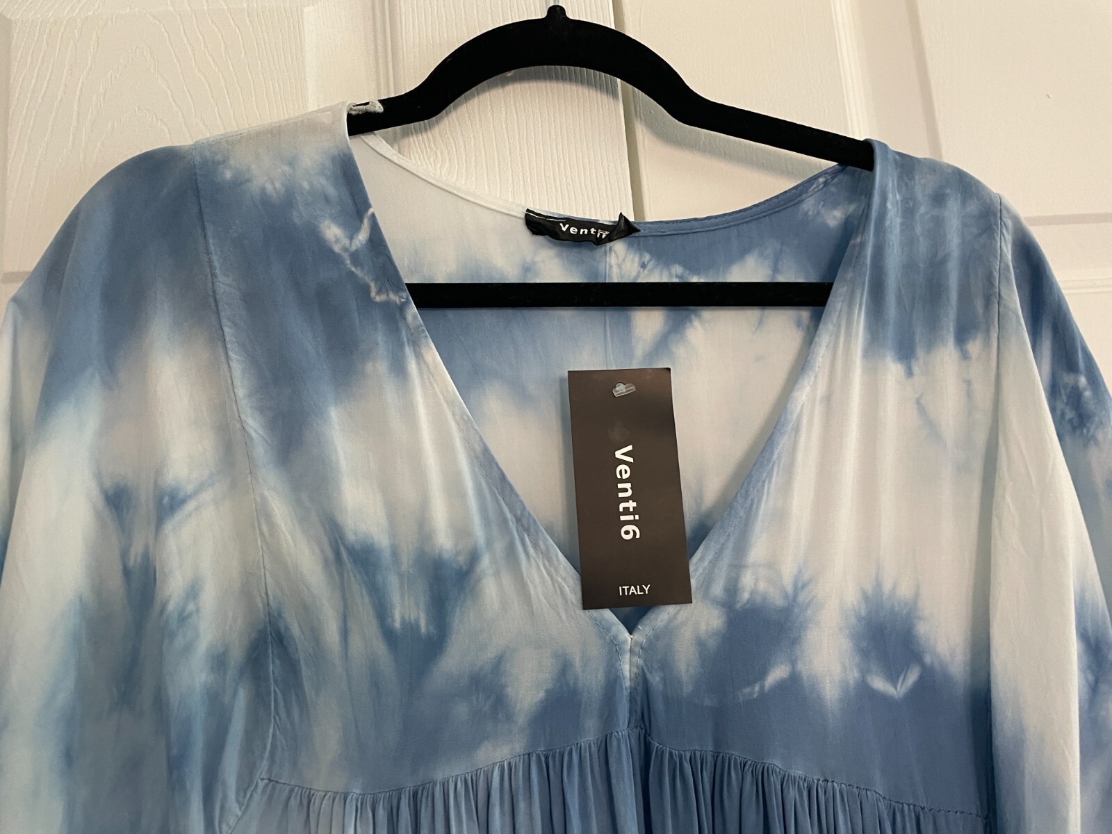 $78 Venti6 Casual Blue Tie Dye V-Neck Kaftan Dress for Beach, Travel-Size Small