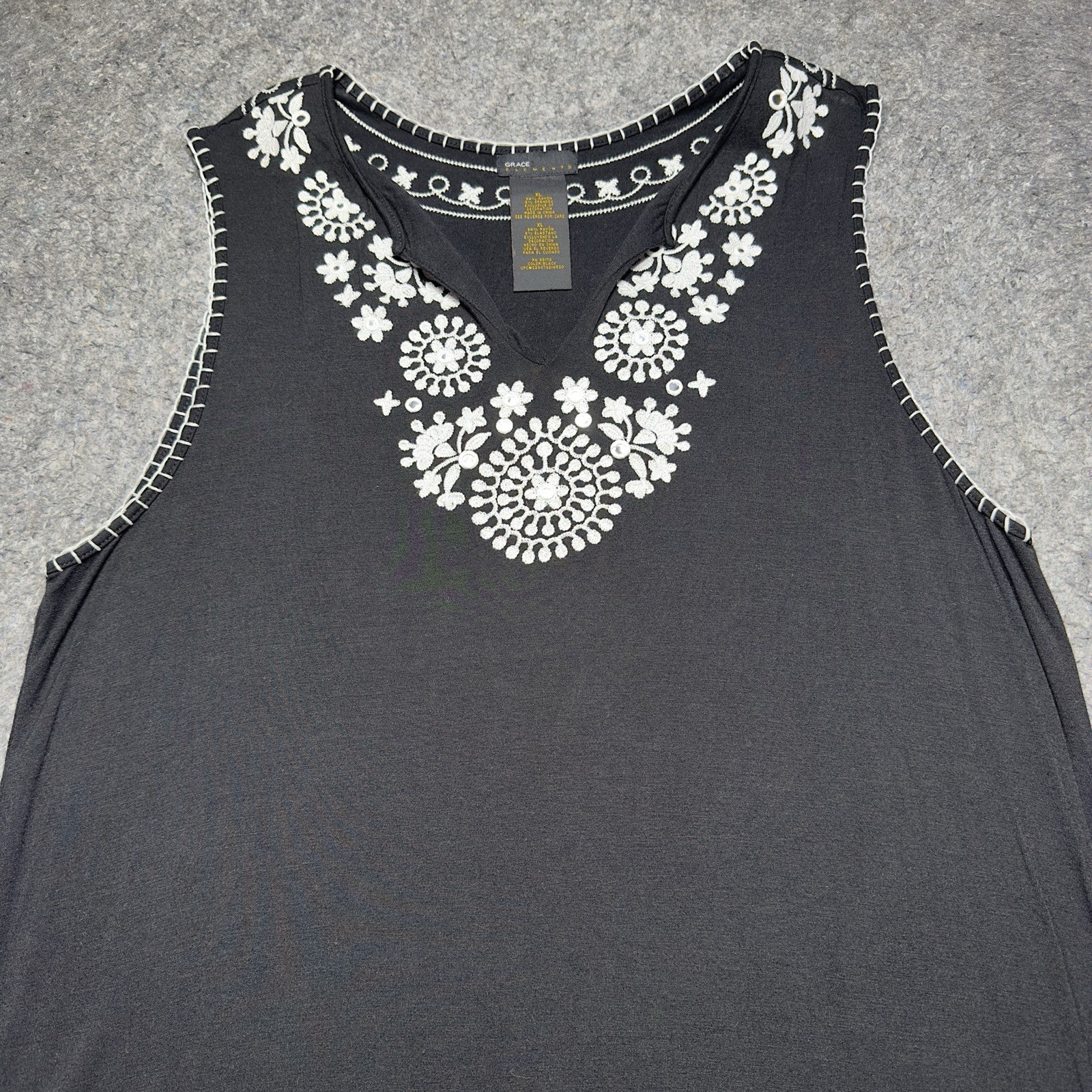 Black Mini Dress W/Embroidery Grace Elements Women Sz XL Sleeveless Pullover